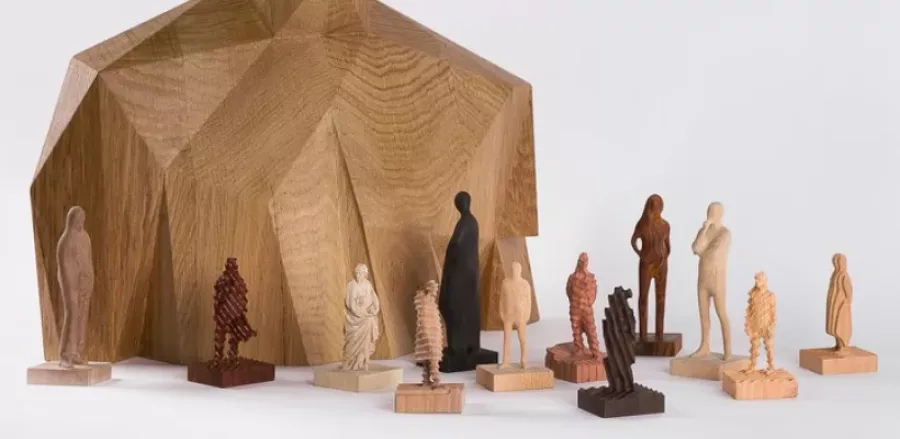 Visuel présentant des sculptures de personnages miniatures réalisées par Creaform